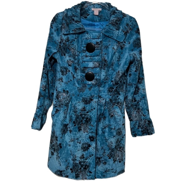 Pura Vida| Floral Button-Down Lined Coat with Matching Belt in Blue & Black - Picture 1 of 5